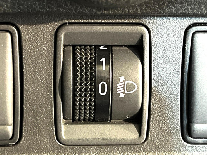2016 Nissan Note DBA-E12 (UW-6a0d25b762f63)[12]