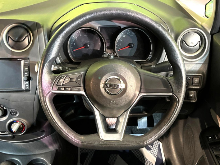 2016 Nissan Note DBA-E12 (UW-6a0d25b762f63)[5]