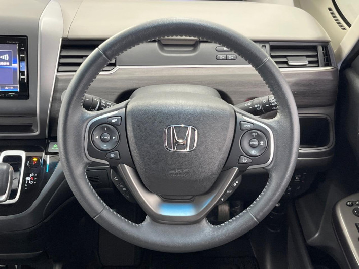 2019 Honda Freed hybrid 6AA-GB7 (UW-6a0d25c176428)[28]