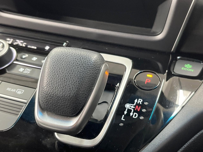 2019 Honda Freed hybrid 6AA-GB7 (UW-6a0d25c176428)[24]
