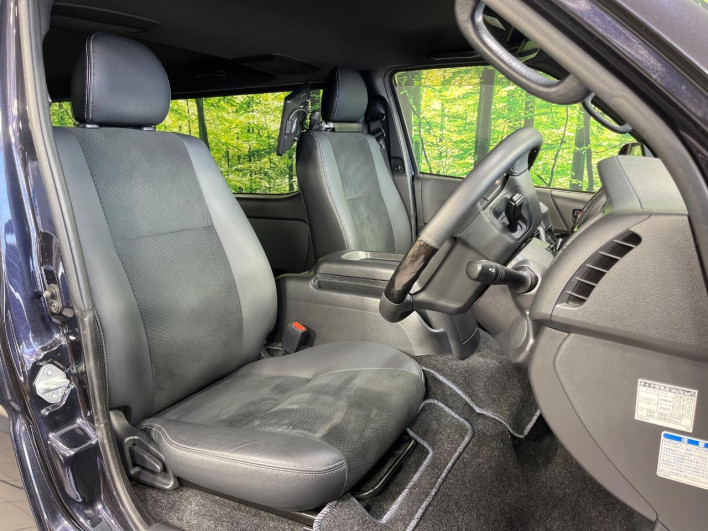 2020 Toyota Hiace Van QDF-GDH206V (UW-6a0d25c3c4803)[8]