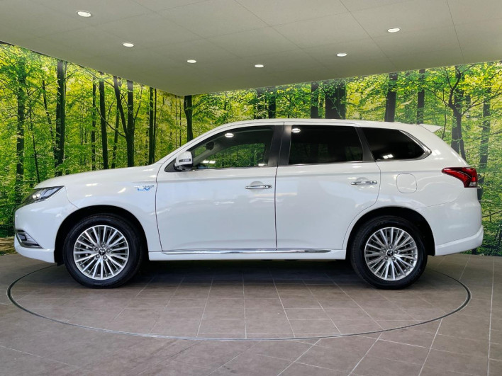 2018 Mitsubishi OUTLANDER PHEV 5LA-GG3W (UW-6a0d25cdcf124)[8]