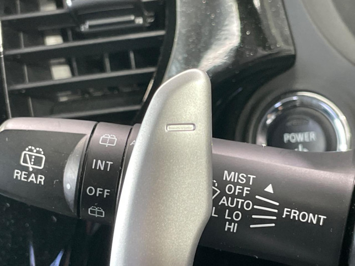 2018 Mitsubishi OUTLANDER PHEV 5LA-GG3W (UW-6a0d25cdcf124)[25]