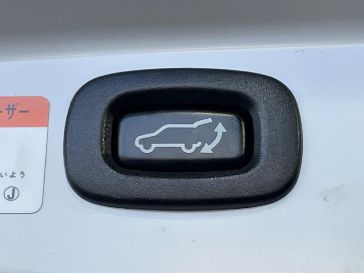 2018 Mitsubishi OUTLANDER PHEV 5LA-GG3W (UW-6a0d25cdcf124)[17]