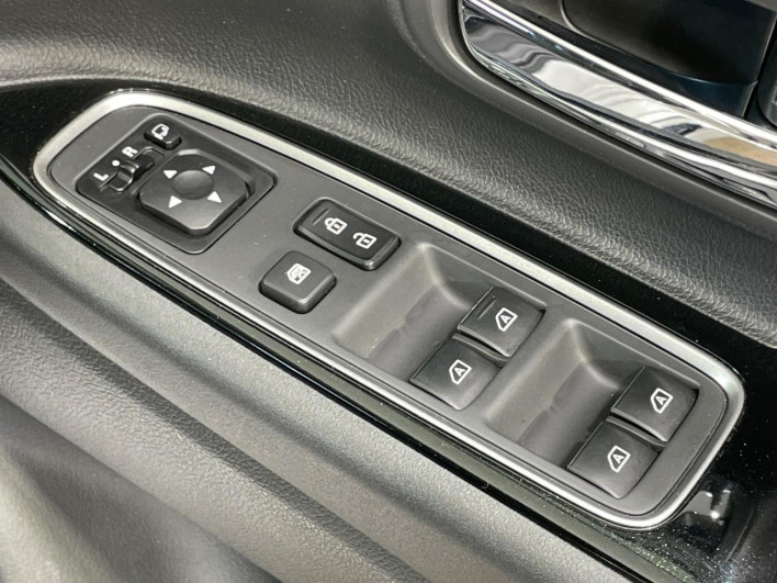 2018 Mitsubishi OUTLANDER PHEV 5LA-GG3W (UW-6a0d25cdcf124)[20]