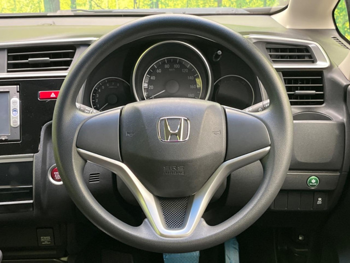 2014 Honda Fit DBA-GK3 (UW-6a0d25d04b2df)[22]