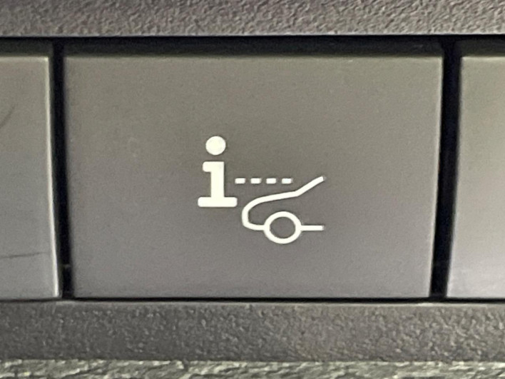 2022 Mitsubishi OUTLANDER PHEV 5LA-GN0W (UW-6a0d25d13e622)[26]