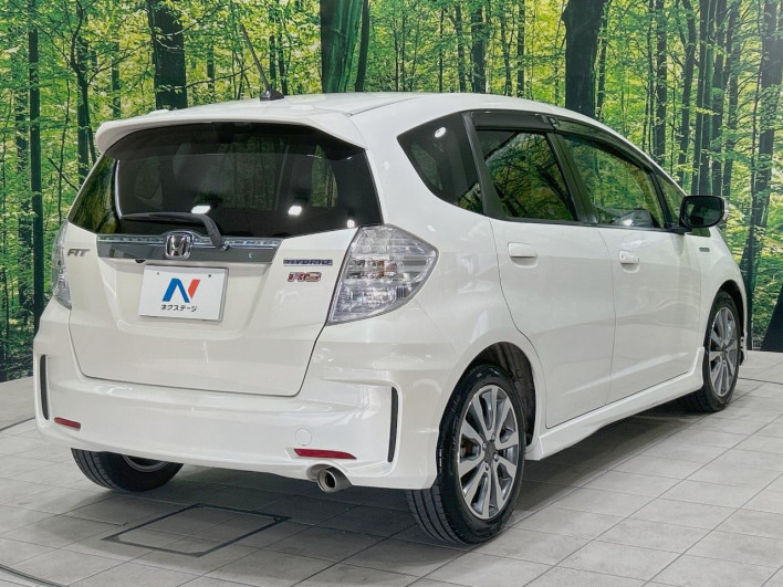 2012 Honda Fit Hybrid DAA-GP4 (UW-6a0d25d359051)[21]