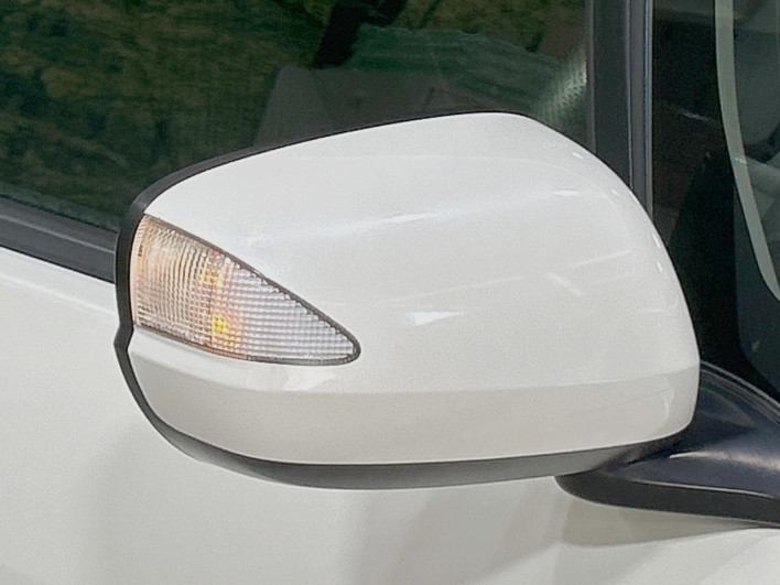 2012 Honda Fit Hybrid DAA-GP4 (UW-6a0d25d359051)[26]