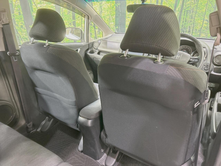 2012 Honda Fit Hybrid DAA-GP4 (UW-6a0d25d359051)[15]