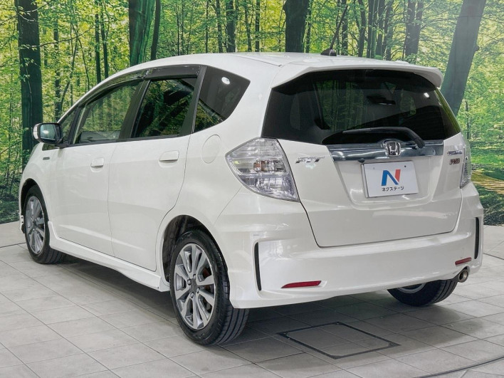 2012 Honda Fit Hybrid DAA-GP4 (UW-6a0d25d359051)[7]