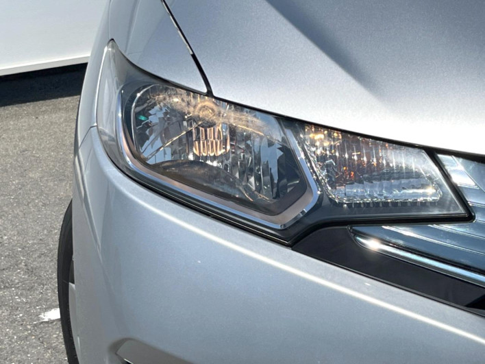 2014 Honda Fit Hybrid DAA-GP5 (UW-6a0d25d4312b7)[6]
