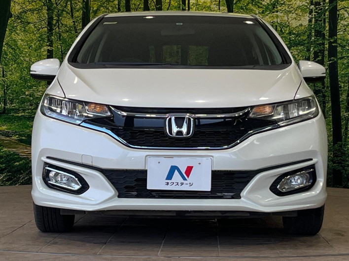 2017 Honda Fit Hybrid DAA-GP5 (UW-6a0d25d52f658)[6]