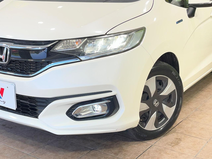 2017 Honda Fit Hybrid DAA-GP5 (UW-6a0d25d52f658)[13]