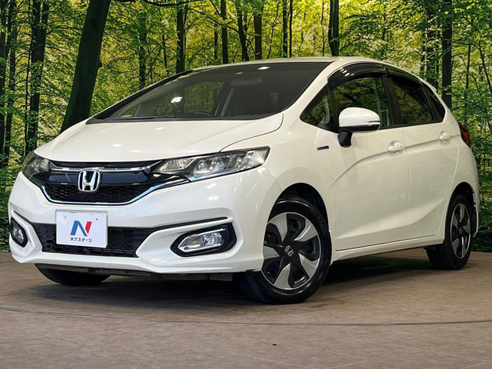 2017 Honda Fit Hybrid DAA-GP5 (UW-6a0d25d52f658)[0]