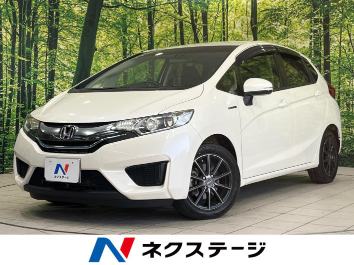 2015 Honda Fit Hybrid DAA-GP5 (UW-6a0d25d562e86)[3]