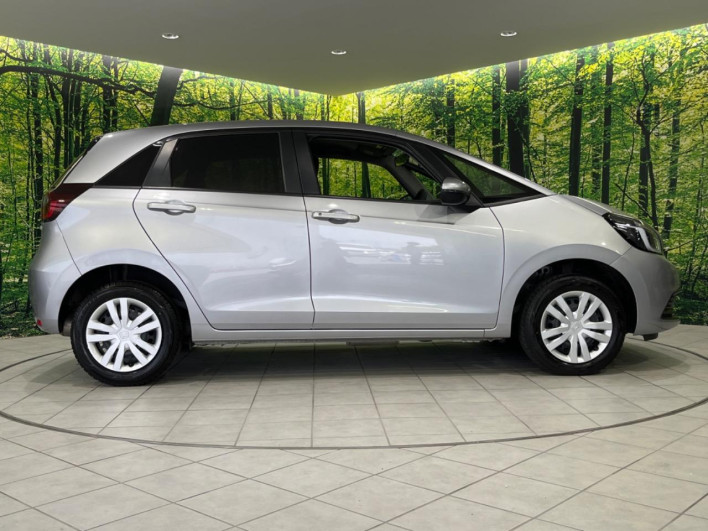2023 Honda Fit 6AA-GR4 (UW-6a0d25d96610d)[9]