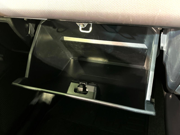 2011 Mitsubishi Pajero Mini ABA-H58A (UW-6a0d25e3b8fc3)[18]