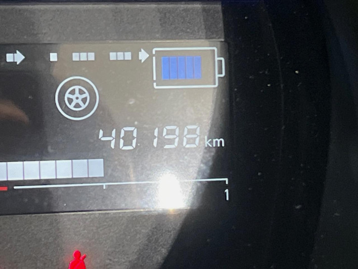 2017 Nissan Note DAA-HE12 (UW-6a0d25eb03238)[2]