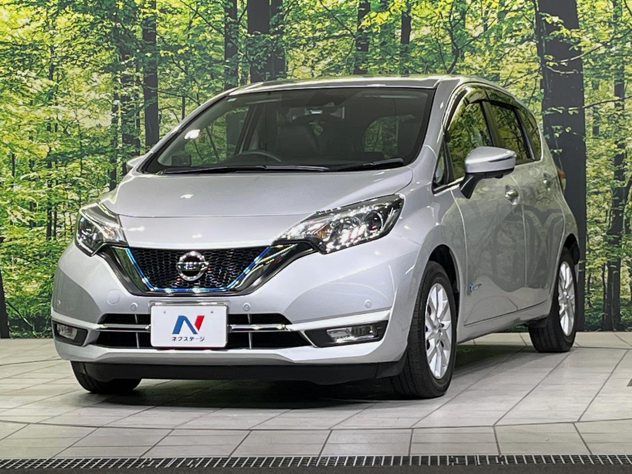 2017 Nissan Note DAA-HE12