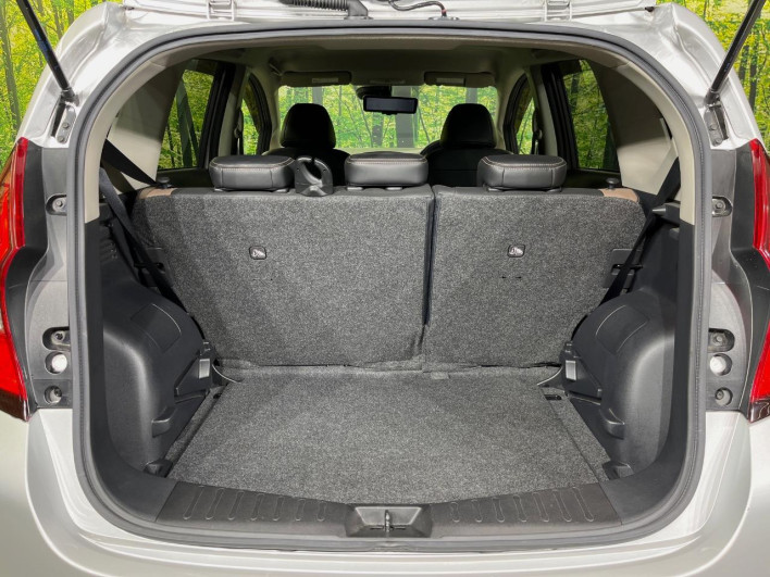 2017 Nissan Note DAA-HE12 (UW-6a0d25eb03238)[16]