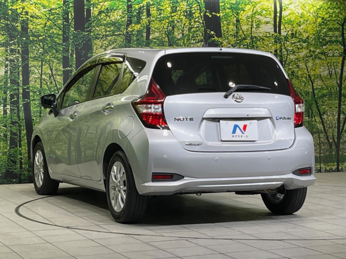 2017 Nissan Note DAA-HE12 (UW-6a0d25eb03238)[6]