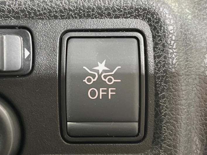 2017 Nissan Note DAA-HE12 (UW-6a0d25eb03238)[25]