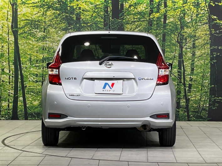 2017 Nissan Note DAA-HE12 (UW-6a0d25eb03238)[7]
