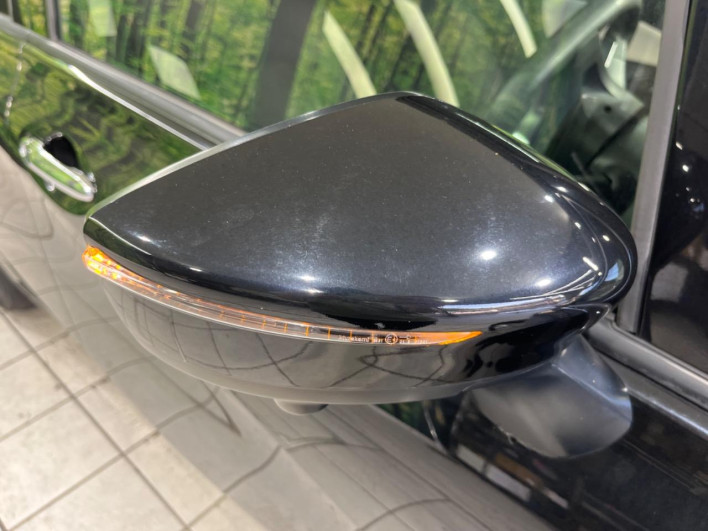 2018 Nissan Note DAA-HE12 (UW-6a0d25ecda213)[15]