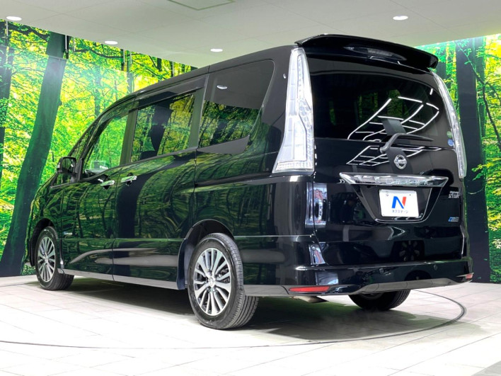 2014 Nissan Serena DAA-HFC26 (UW-6a0d25f419781)[27]