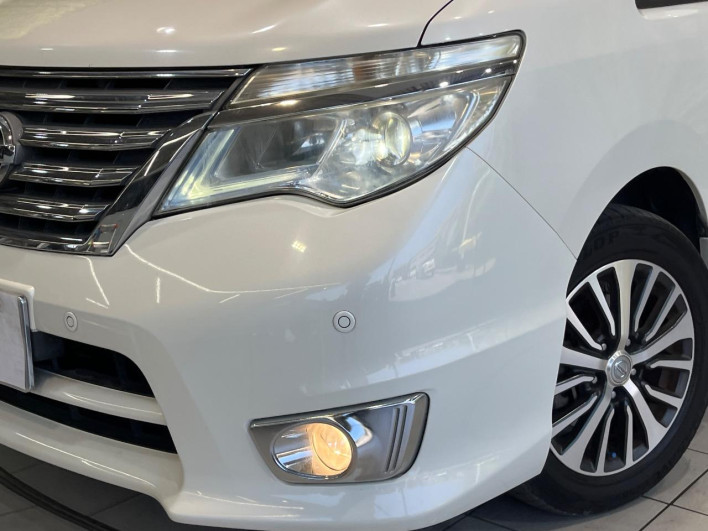 2015 Nissan Serena DAA-HFC26 (UW-6a0d25f5601e3)[8]