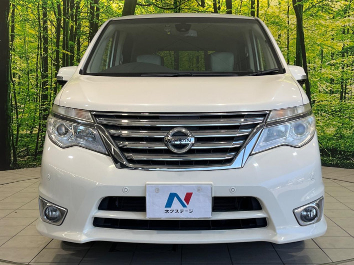 2015 Nissan Serena DAA-HFC26 (UW-6a0d25f5601e3)[13]