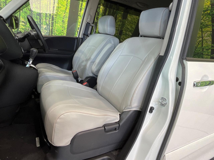 2015 Nissan Serena DAA-HFC26 (UW-6a0d25f5601e3)[10]