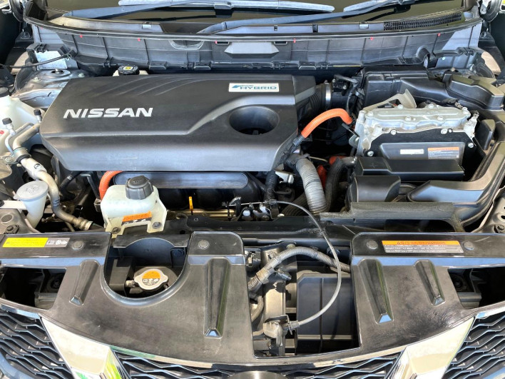 2015 Nissan X-Trail DAA-HNT32 (UW-6a0d25fced8ff)[4]