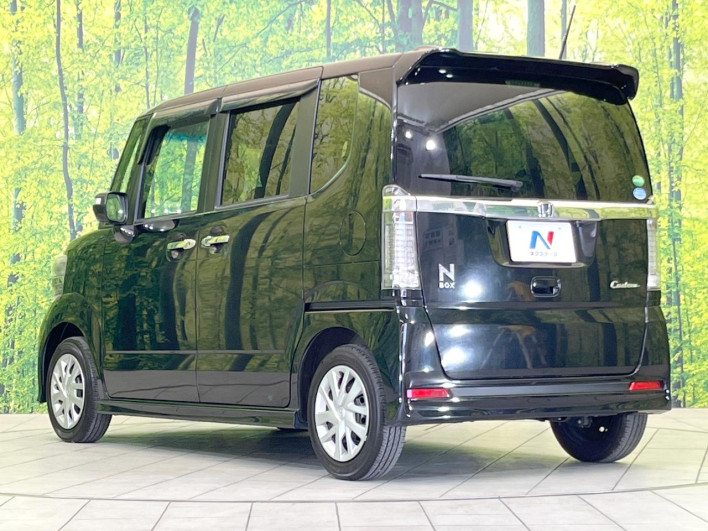2017 Honda N-BOX CUSTOM DBA-JF1 (UW-6a0d261124d55)[10]