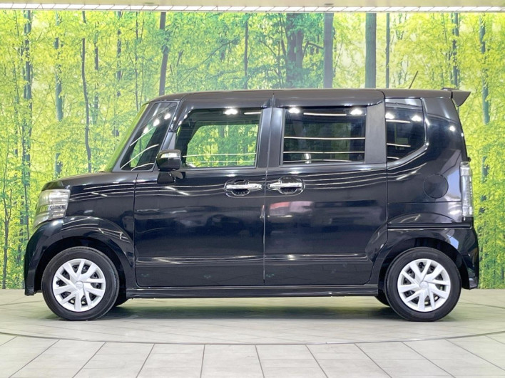 2017 Honda N-BOX CUSTOM DBA-JF1 (UW-6a0d261124d55)[11]