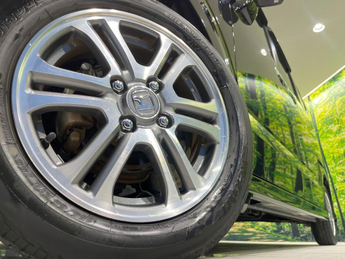2017 Honda N-BOX CUSTOM DBA-JF1 (UW-6a0d261136285)[21]