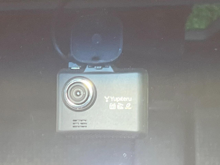 2017 Honda N-BOX CUSTOM DBA-JF1 (UW-6a0d261136285)[4]