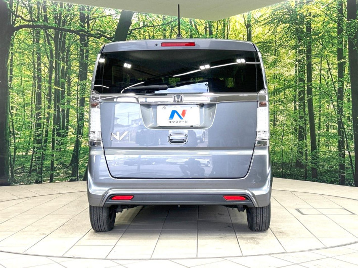 2017 Honda N-BOX Slash DBA-JF1 (UW-6a0d26151efb2)[26]