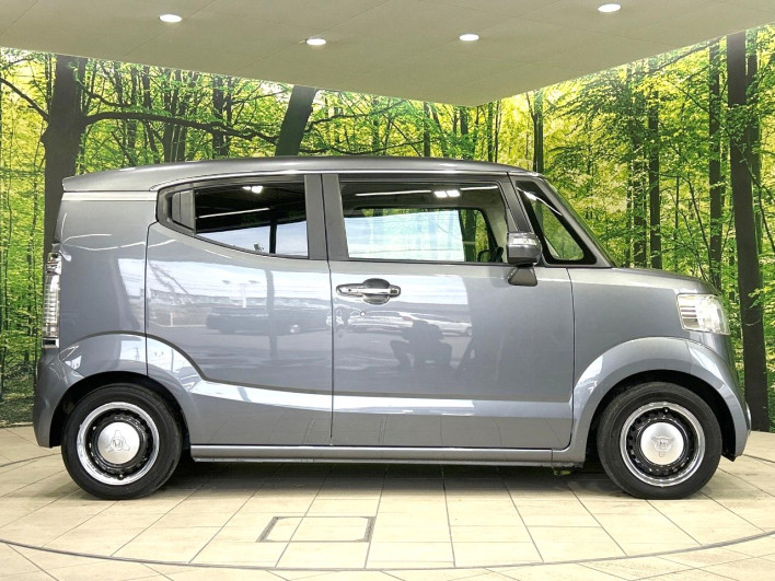 2017 Honda N-BOX Slash DBA-JF1 (UW-6a0d26151efb2)[24]