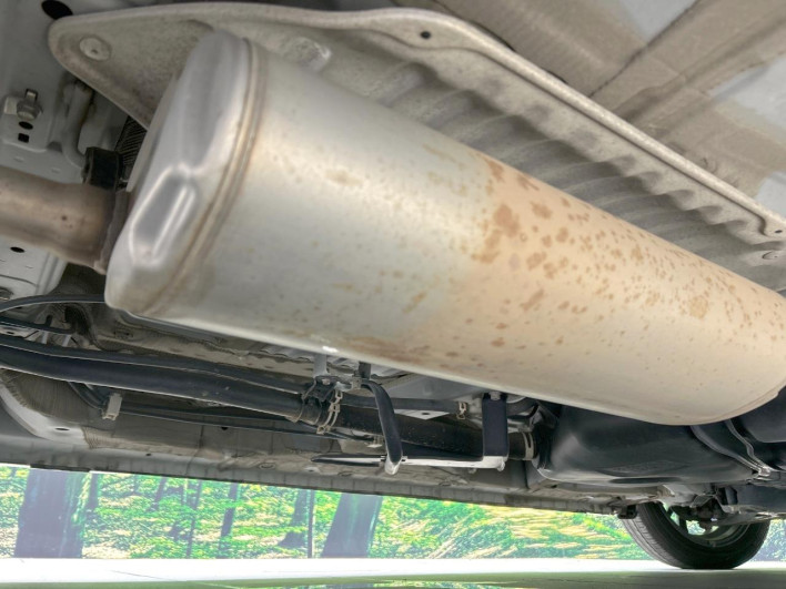 2018 Honda N-BOX CUSTOM DBA-JF3 (UW-6a0d2615d6322)[25]