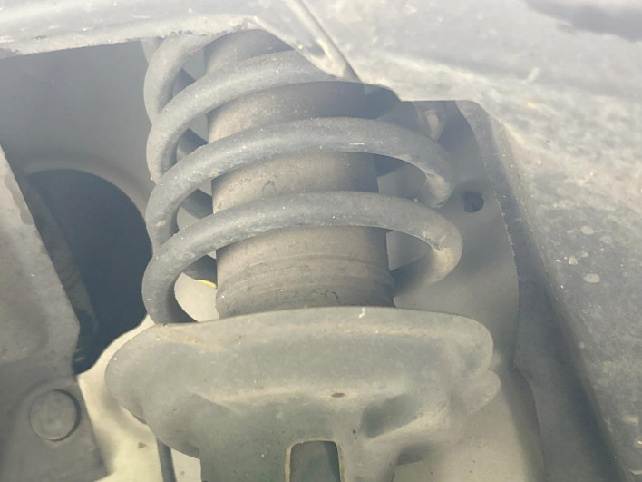 2018 Honda N-BOX CUSTOM DBA-JF3 (UW-6a0d2615d6322)[16]