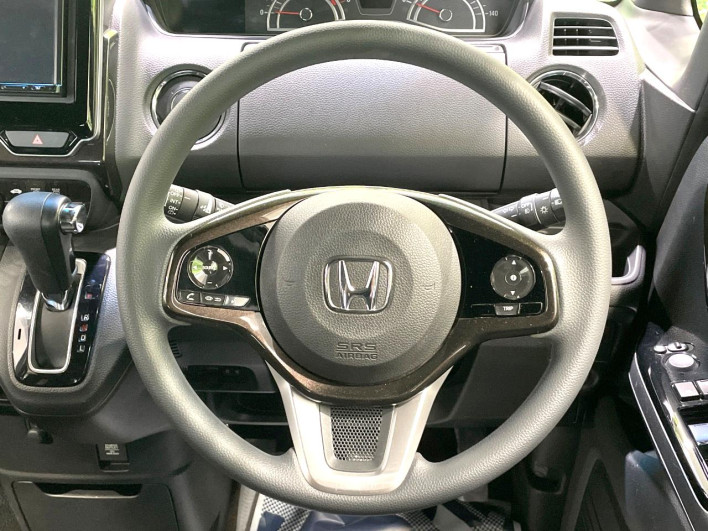 2018 Honda N-BOX CUSTOM DBA-JF3 (UW-6a0d261764f6e)[5]
