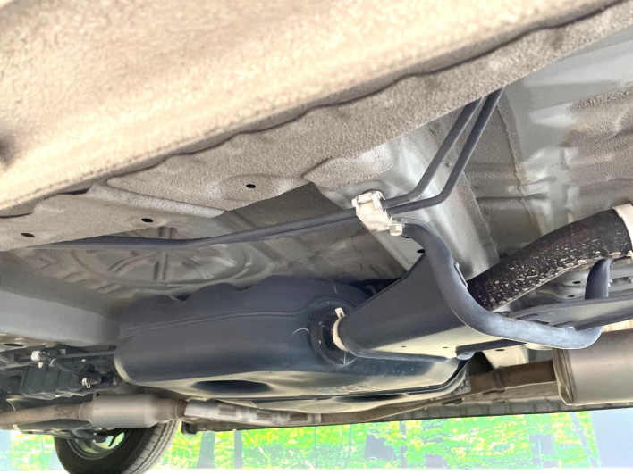 2018 Honda N-BOX CUSTOM DBA-JF3 (UW-6a0d261764f6e)[23]