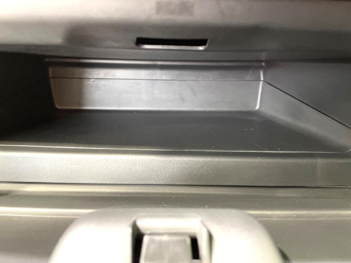 2018 Honda N-BOX CUSTOM DBA-JF3 (UW-6a0d261764f6e)[25]