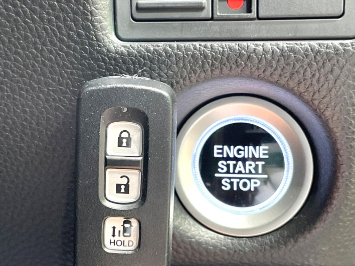 2018 Honda N-BOX CUSTOM DBA-JF3 (UW-6a0d261764f6e)[10]