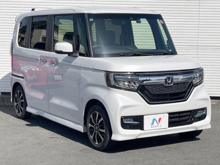 2018 Honda N-BOX CUSTOM DBA-JF3 (UW-6a0d2617e0727)[16]