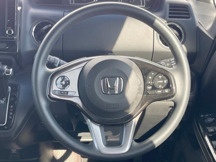2018 Honda N-BOX CUSTOM DBA-JF3 (UW-6a0d2617e0727)[24]