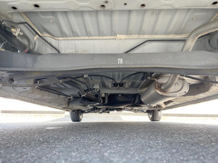 2018 Honda N-BOX CUSTOM DBA-JF3 (UW-6a0d2617e0727)[22]