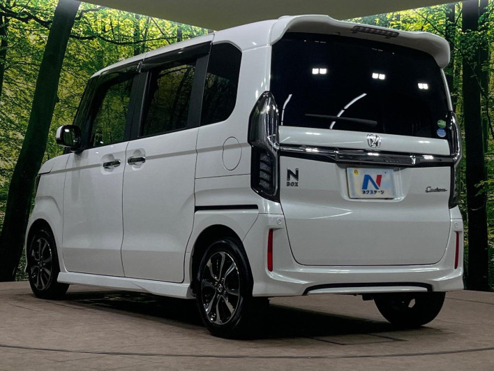 2019 Honda N-BOX CUSTOM DBA-JF3 (UW-6a0d2619e2478)[10]